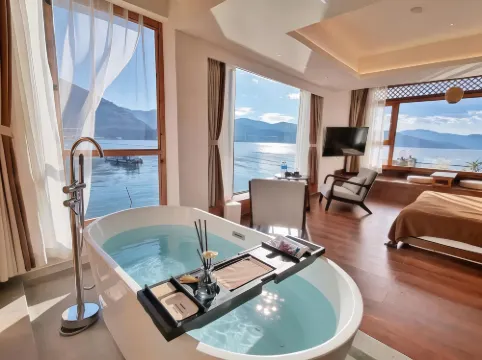 Liaoliaozu Waterfront Inn