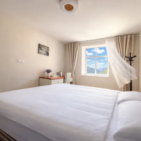 Lin Yun Hotel