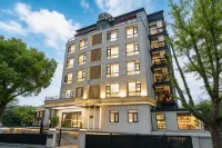 Meihao R Royalss Hotel （Qingdao Zhanqiao Railway Station Branch） - 비치 리조트
