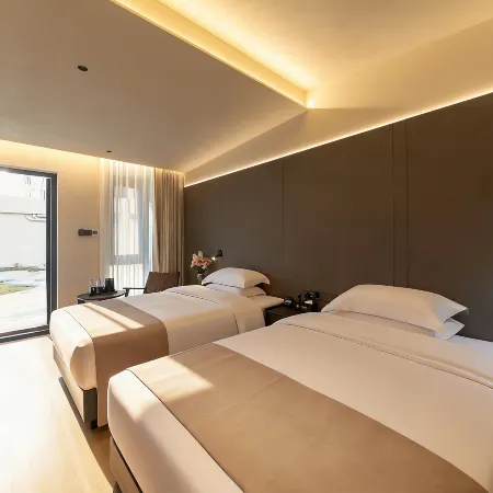 Platinum Whale Coastal Resort