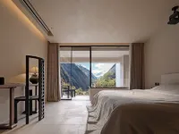 YMUS·ANANDA Hot Spring Healing Retreat فنادق في لودينغ