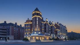 HanTing Hotel (Wuhu Fantawild Theme Park Roland Town)