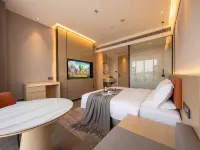 Zigong Jiduo Hotel - balcony