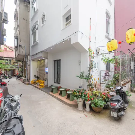 Oh Hana Homestay Hoan Kiem Hanoi Отели рядом с достопримечательностью «Площадь Бадинь»