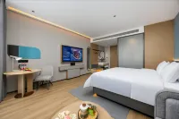 Country Inn & Suites by Radisson Hotel (Xinxiang Huixian Municipal Government) - Parking