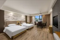 Rhine Hotel (Lichuan Tenglong Cave Tourist Center) - วิว