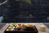 Lamo Sixteenth - breakfast