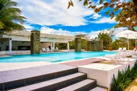 Golden Sands Destination Resorts - Pools