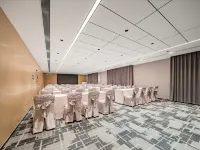 Country Inn & Suites by Radisson Hotel (Xi'an Lintong Terracotta Army) - Bergblick