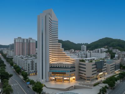 NOBLE BADGE HOTEL