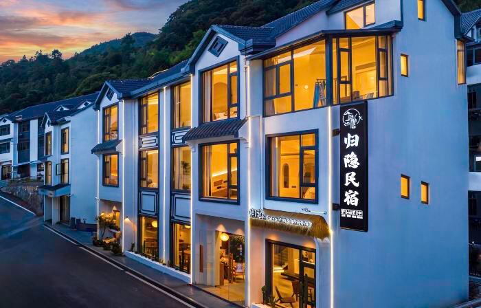 Sanqing Mountain Retreat Homestay (Gangshou Cable Car Store)