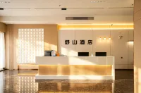 Shushan Hotel (Meizhou Jiangbei Old Street) - balcony