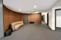 霍瑟姆中心滑出雪道一室公寓，配有泳池、水療中心和桑拿 - 3 星級