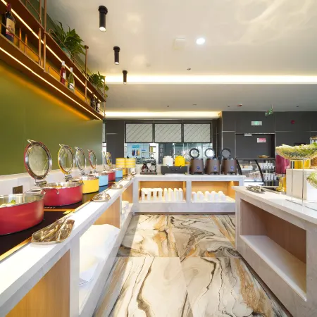 Yumen Lido Hotel (High-Speed Railway Station Times Square Branch)