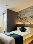 Fans Hotel Ormoc City by RedDoorz - parking