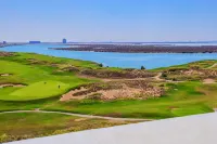 Vanilla Homes Modern 1BR Yas Golf Collection - 新開幕