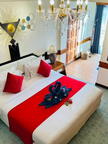 รูปภาพของMiracle Beach Club Resort With Luxury Sunbeds