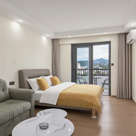 Jianye Homestay (Nanla New District)