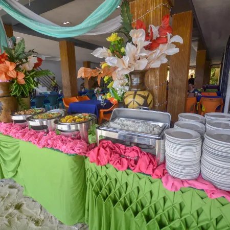 Bamboo Beach Resort & Restaurant