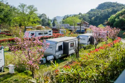 Xufuyan Aolantu RV Resort Camp (Fenghua Xikou Branch) Hotels near Siming Mountain Zhangxi Scenic Area
