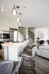 Yaya Hotel & Apartments