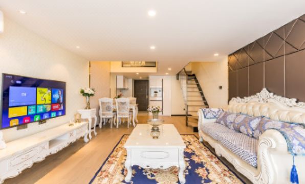 Yunding Executive Apartment (Shenzhen North Railway Station)