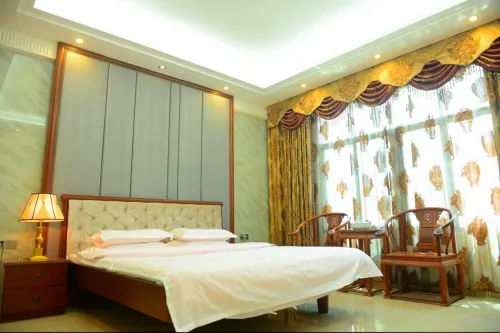 Holiday Inn Dongshan - 2-Star