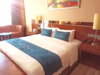 Baishun International Hotel Hotels in Erqi Wanda& Passenger Terminal Area