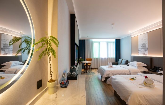 Longhu Sunny Holiday Hotel