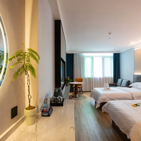 Longhu Sunny Holiday Hotel