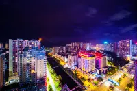 Kyriad Marvelous Hotel (Duyun center wanda plaza branch) - غرفة مطلة على الجبل