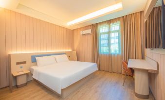 HanTing Hotel (Shenzhen Zhuzilin Subway Station)