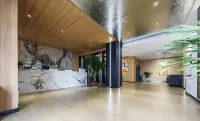 Landeng Selected Hotel (Wanzheng Square Branch, Dongsheng District)