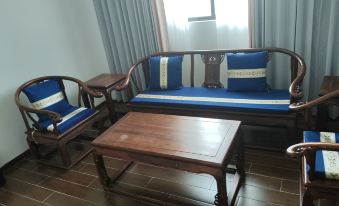 Ledongzhou Le International Hotel (Huangliu)