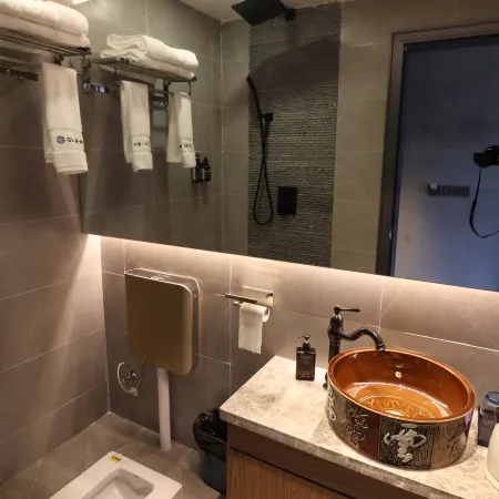 Xuanhan Jiman Hotel