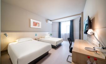 Jinjiang Inn Yibin Grand View Building Zhongshan Street Hotel