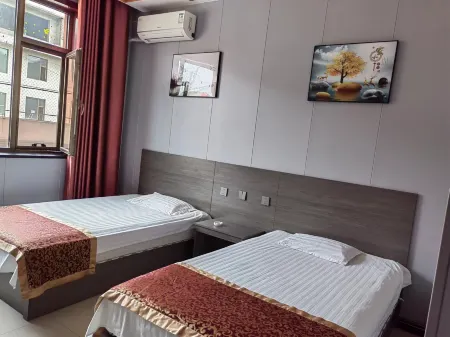 Henry Business Hotel Отели рядом с достопримечательностью «Народная больница Цзялу»