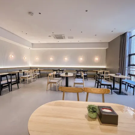 Shankee Yue Hotel (Bengbu High-Speed Rail South Station)