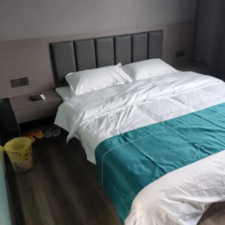 Jinhu Chenjing Hotel