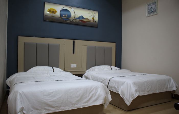 Linyi Apple Express Hotel