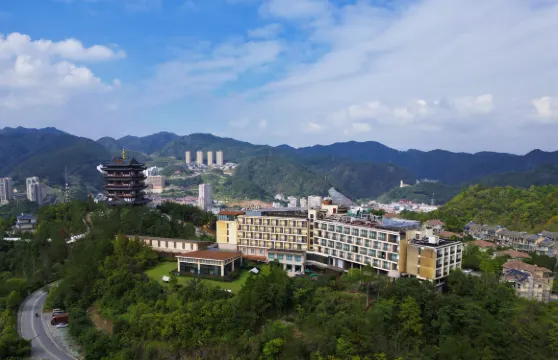 磐安翡翠湖建國度假酒店