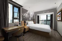 シャンキーコーヒースタイル(Shankee Coffee Style)ホテル(昆明南駅涌鑫哈佛センター) 師大呈貢キャンパス-体育館周辺のホテル