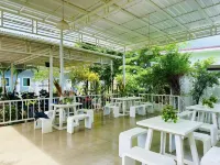 At the beach Kohlarn