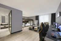 Zhengzhou Moka E-sports Hotel (Zhengzhou Huayuan Road International Trade 360 Plaza)