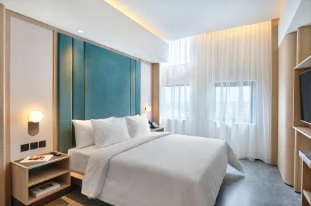 VIVERE Hotel, ARTOTEL Curated Gading Serpong