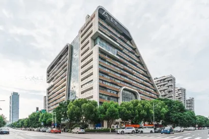 Atour S Hotel Nanjing Olympic Sports Center