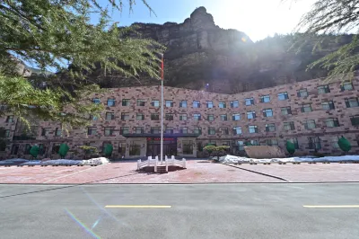 Linzhou Taihang Pinghu Hotel