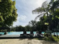 Sheridan Boutique Resort Hotels in Oton