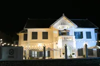 MONSANE VILLA Hotels near Luang Prabang Library