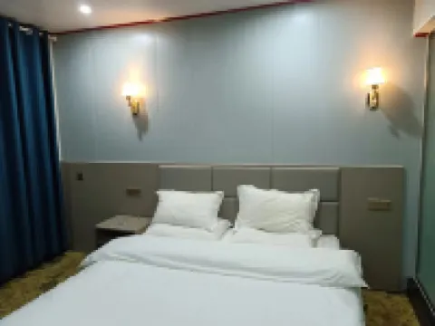 Huaxin Hotel - 2 ดาว
